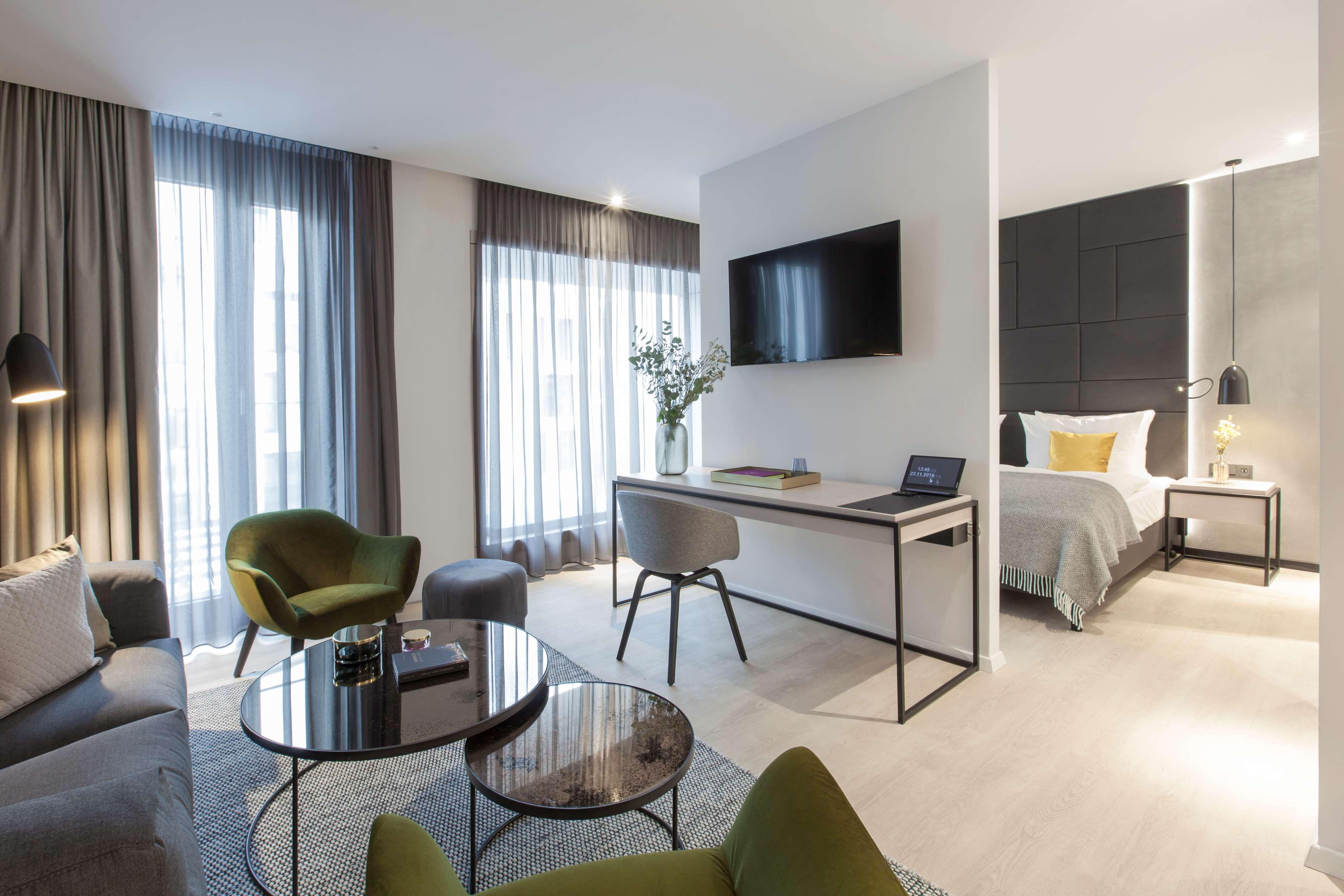 Hotel Radisson Blu Hotel, 4*